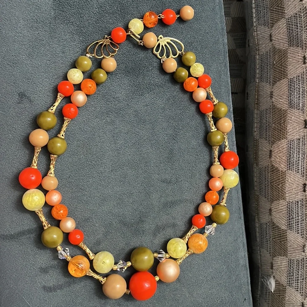 Vintage Double Strand Autumn Colors and Gold Accent Bead Necklace - Picture 3 of 16